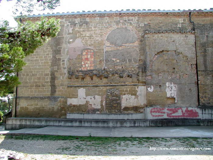 VISTA NORTE DEL TEMPLO, CON EL ACTUAL MURO PRIMITIVO